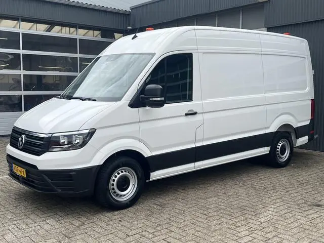 Volkswagen Crafter 35 2.0 TDI L3H3 Airco Cruise controle Trekhaak 3000kg trekgewicht Apple carplay T...