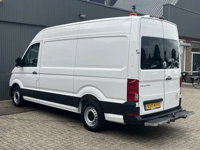 Volkswagen Crafter 35 2.0 TDI L3H3 Airco Cruise controle Trekhaak 3000kg trekgewicht Apple carplay T...