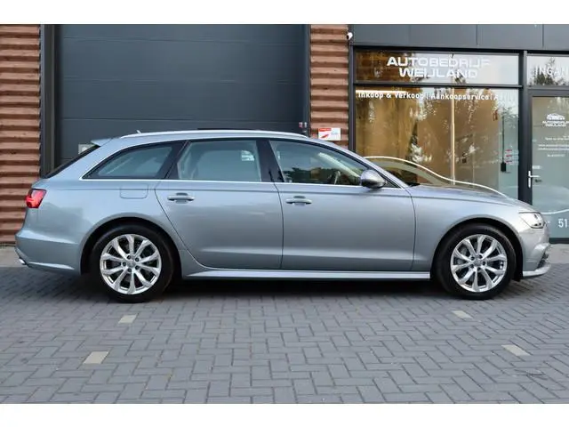 Audi A6 Avant 2.0 TFSI QUATTRO 252PK Lease Edition NL-auto NAP I 18" I Pano I Bose I Keyless I Leer...