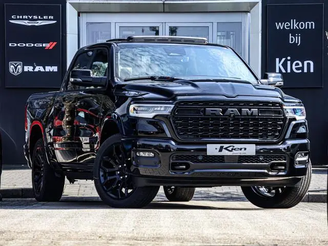 Dodge Ram 1500 540 PK HO Crew Cab Limited Night | Luchtvering | Pano-dak | Harman/Kardon
