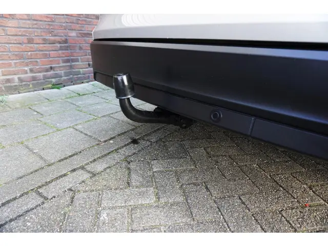 Ford Focus Wagon 1.0 Titanium/Nwe Distributieriem/Trekhaak/Navi/ Zeer compleet/2e Eigenaar.