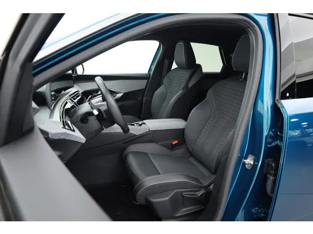 Peugeot 3008 1.2 Hybrid 136 Allure | Dig. Cockpit | Keyless | 360cam | Adapt. Cruise | Trekhaak | Al...
