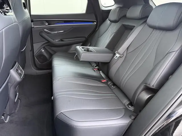 BYD SEAL U