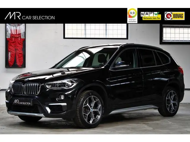 BMW X1 sDrive20i Orange Edition II | X-Line | Panoramadak | Head-Up | 18 inch | NL auto | 2e eigenaa...