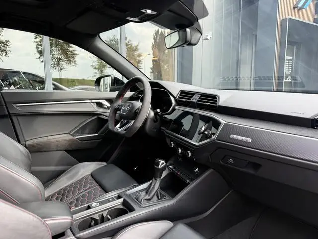Audi RSQ3