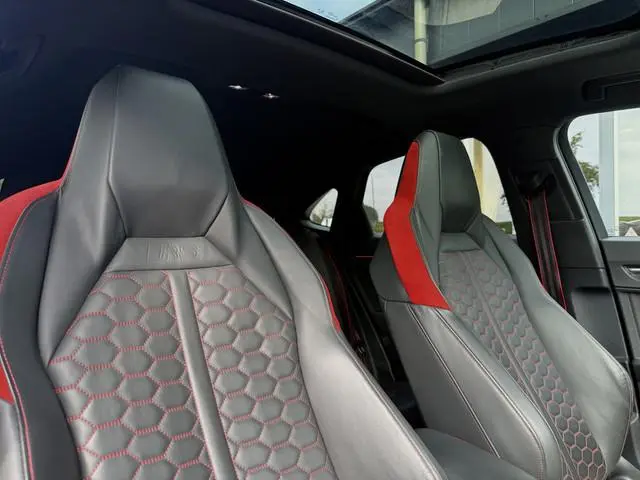 Audi RSQ3