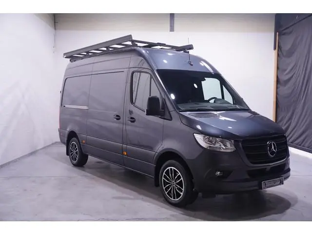 Mercedes-Benz Sprinter 319 CDI 190 pk Aut. L2H2 Navi, Trekhaak 3.500 kg Imperiaal met Trap, 18" LMV,...
