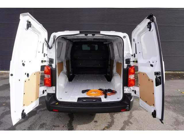 Toyota PROACE Electric Worker Comfort Extra Range 75 kWh 345km WLTP Long L3 Apple Carplay  360° Came...