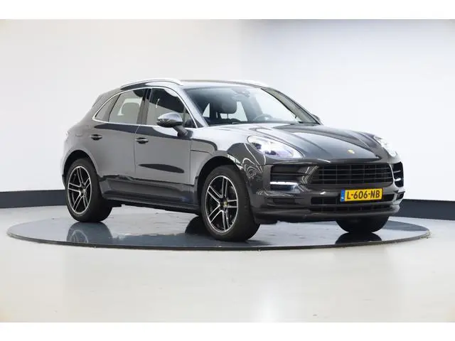 Porsche Macan 2.0 | Panoramadak | Leder | 20 Inch |