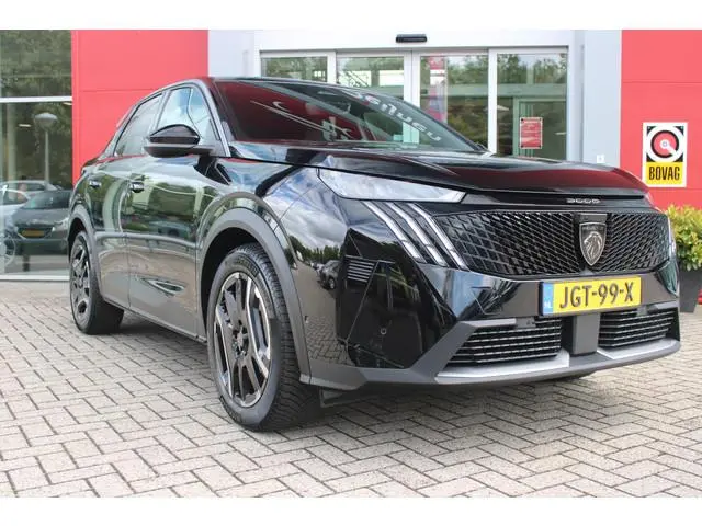 Peugeot e-3008