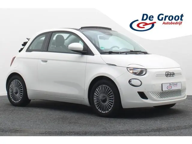 Fiat 500C Icon 42 kWh Cabrio Virtual Cockpit, Climate, Cruise, Apple Carplay, Camera, Stoelverwarmin...