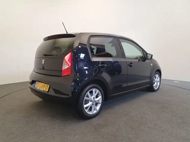 SEAT Mii