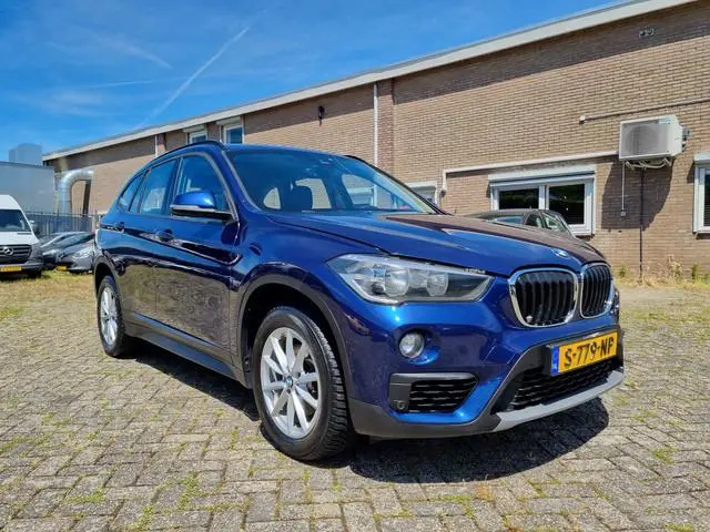 BMW X1 sDrive18i Executive ✅TREKHAAK ✅NIEUWE KOPPELING
