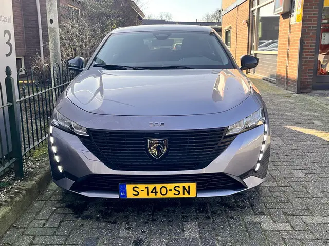 Peugeot 308