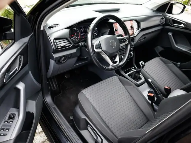Volkswagen T-Cross 1.0 TSI Life 1e-Eig. & Keurig-Onderh. BOVAG-Garantie. NL-Auto.