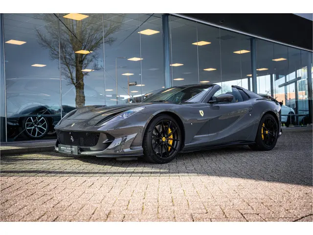 Ferrari 812 GTS