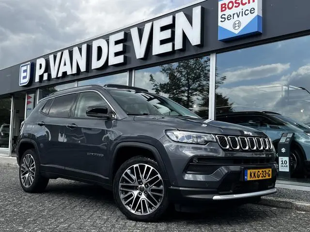 Jeep Compass 1.3T Limited 150pk/110Kw DDCT Automaat | Panodak | Adapt. Cruise | Carplay/Android Auto...