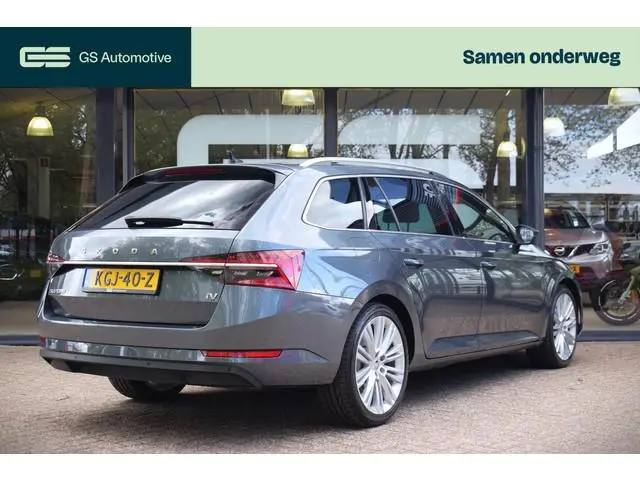 Skoda Superb Combi 1.4 TSI PHEV Sportline Business