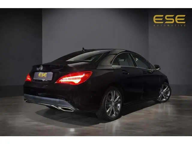 Mercedes-Benz CLA-klasse 180 Business Solution |Camera|Stoelverwarming|Keyless|
