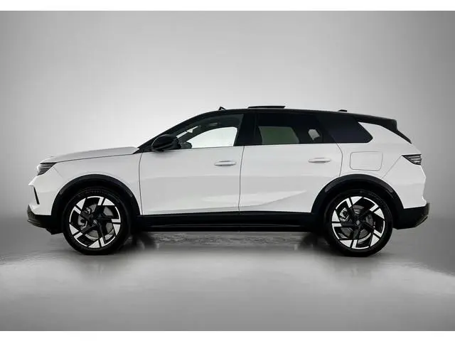 Opel Grandland 1.6 Turbo Plug-in-Hybrid Ultimate
