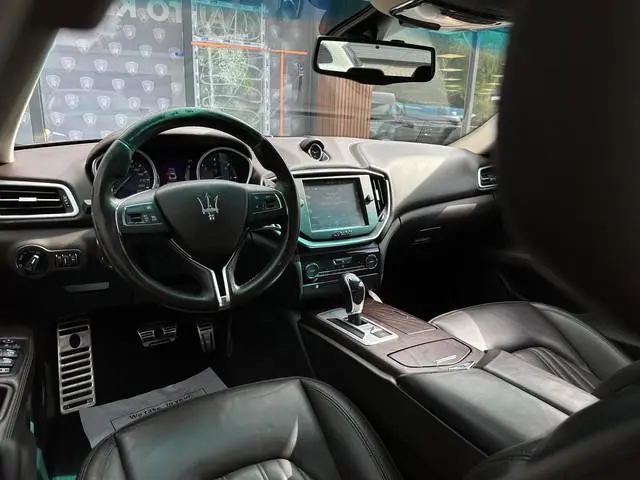Maserati Ghibli 3.0 V6 D Leer Navi 20”