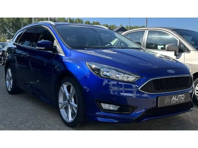 Ford Focus Wagon 1.5 St-Line 150PK | DEALERONDERHOUDEN | NL AUTO | NAP | Sport | 18 Inch | Parkeerse...