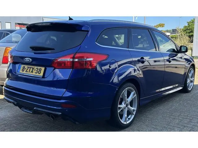 Ford Focus Wagon 1.5 St-Line 150PK | DEALERONDERHOUDEN | NL AUTO | NAP | Sport | 18 Inch | Parkeerse...