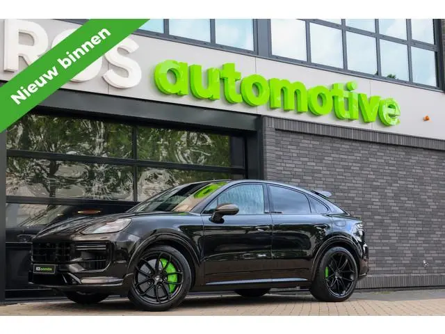 Porsche Cayenne Coupé 4.0 Turbo E-Hybrid GT | NAP! | TECHART | LICHTGEWICHT PAKKET | BURMESTER | 4WI...
