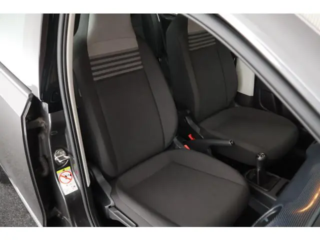 Volkswagen Up! 1.0 60pk Move Airco