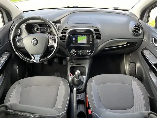 Renault Captur 0.9 TCe Dynamique / Parkeerhulp A / Navigatie / Climate / Keyless /