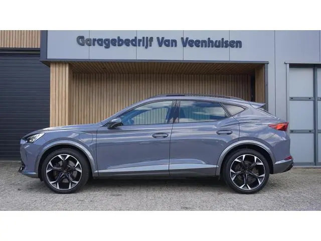 CUPRA Formentor 1.4 245PK e-Hybrid VZ Copper Edition Pano.Dak Leder F1-Stuurwiel Stoel/Stuur V.W. 36...