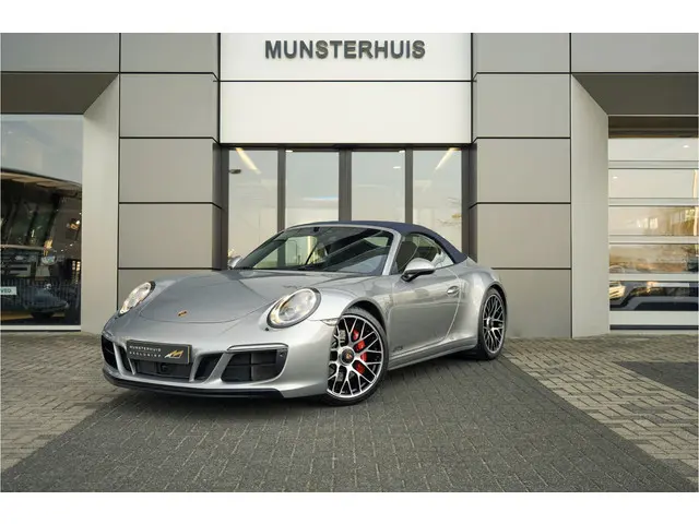 Porsche 911 Cabrio 3.0 Carrera 4 GTS | Lift | Achterasbesturing | Burmester | Stoel ventilatie |