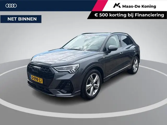 Audi Q3 35TFSI 110KW/150PK S-Line · Camera · Trekhaak · Panoramadak · Stoelverwarming · Apple/Androi...
