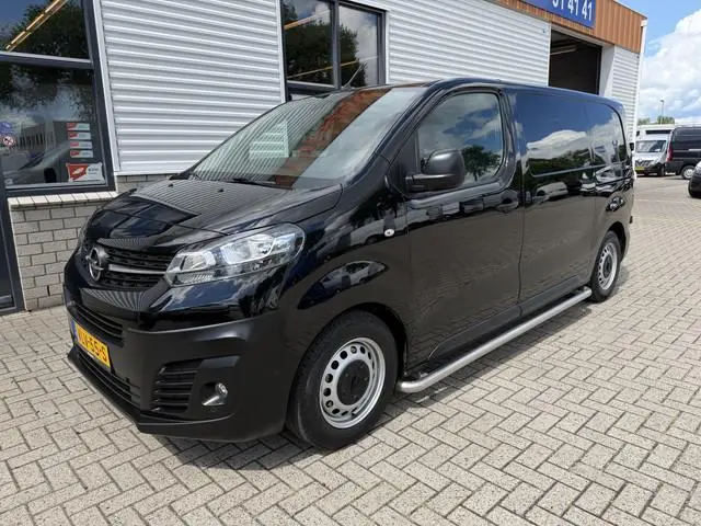Opel Vivaro 1.5 CDTI L2H1 Selection / vaste prijs rijklaar € 18.950 ex btw / lease vanaf € 319 / dub...