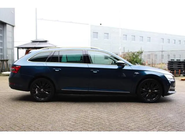 ŠKODA Superb Combi 1.4 TSI iV LAURIN & KLEMENT SOh 94.1% NAVI LEER TREKHAAK 109000KM!!!
