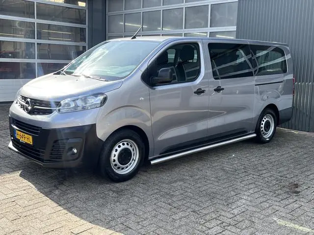 Opel Vivaro Combi 1.5 CDTI L3H1 Dubbele schuifdeur 9-Persoons Groepsvervoer Taxi Airco Cruise contro...
