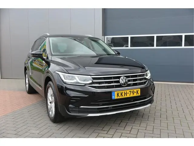 Volkswagen Tiguan 1.4 TSI eHybrid Elegance 245pk  DSG ,Led matrix,Virtual cockpit,Trekhaak,Stoelverw...