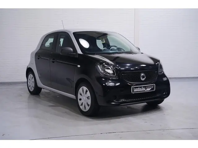 smart forfour 1.0 Pure Cruise Clima Nap