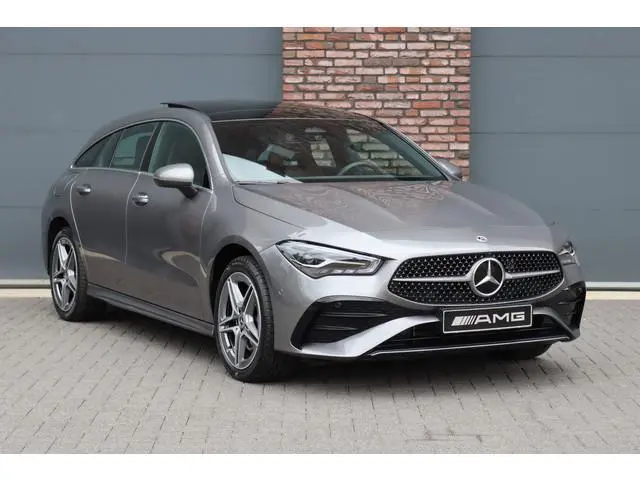 Mercedes-Benz CLA-klasse Shooting Brake 250 e AMG Line | Memory | Distronic | Panoramadak | Keyless...