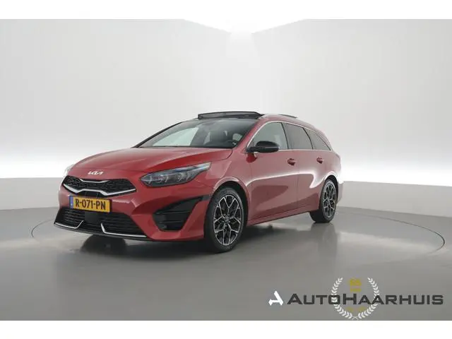 Kia Ceed Sportswagon 1.5 T-GDi GT-Line | Rijklaar! | Afn. Trekhaak | Pano- S/K Dak | Camera | Apple...