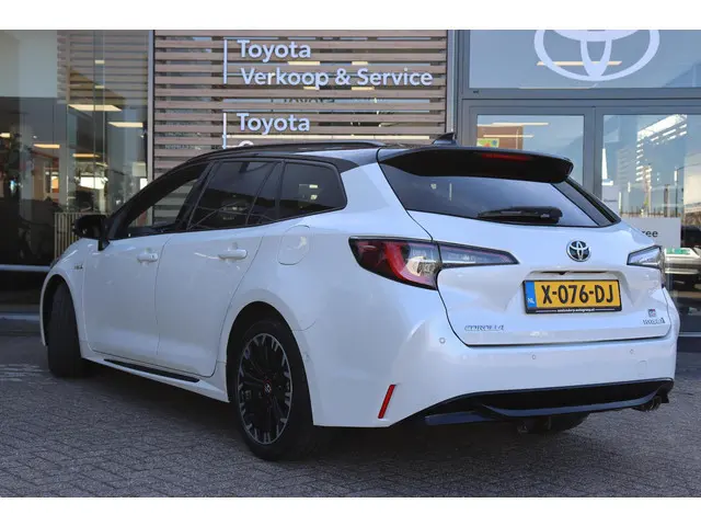 Toyota Corolla Touring Sports