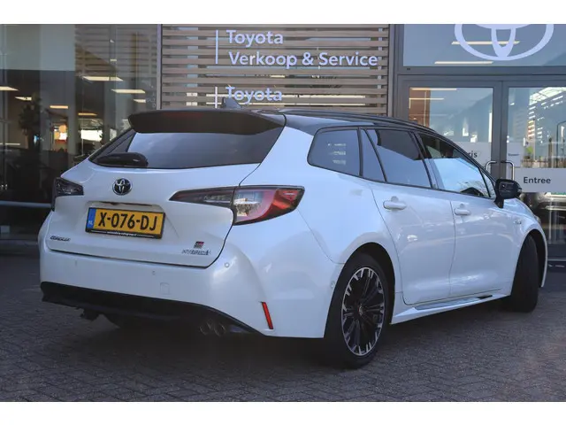 Toyota Corolla Touring Sports 2.0 Hybrid GR-Sport, Trekhaak