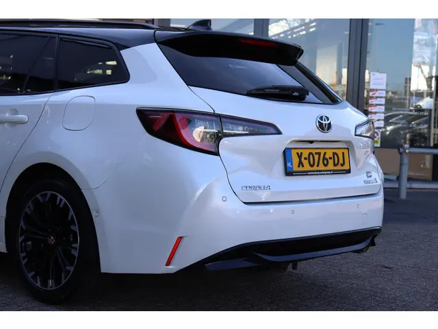 Toyota Corolla Touring Sports