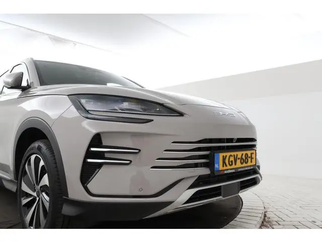 BYD SEAL U