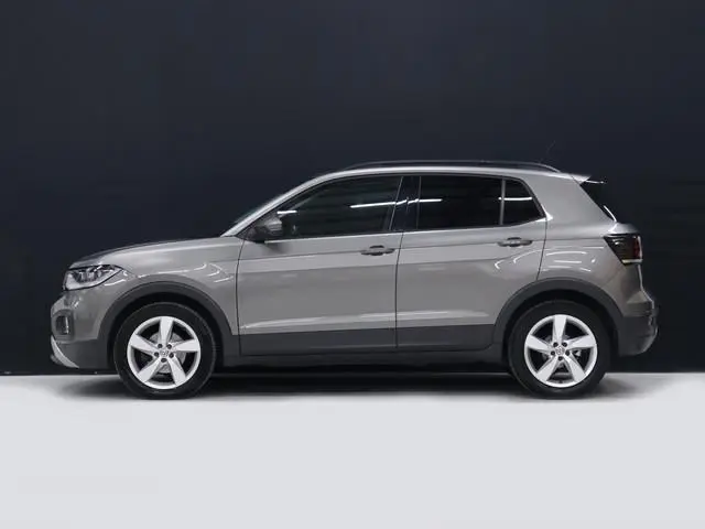 Volkswagen T-Cross 1.0 TSI Style [STOELVERWARMING, ADAPTIEVE CRUISE, BLUETOOTH, CAMERA, PDC, NAVIGAT...