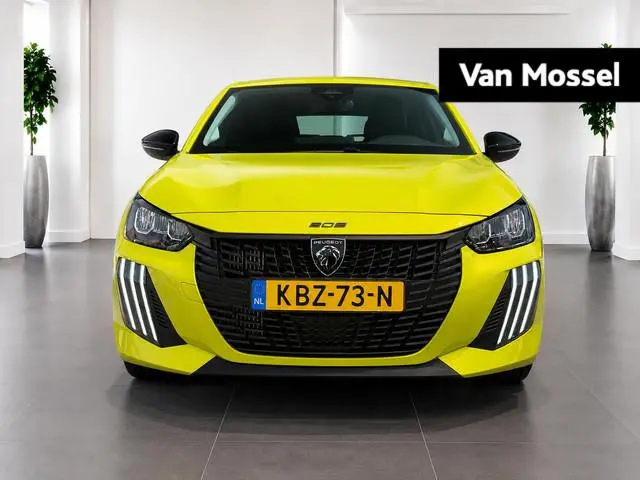 Peugeot 208 1.2 PureTech 100 Style | Navigatie | Apple Carplay/Android Auto | Parkeersensoren |
