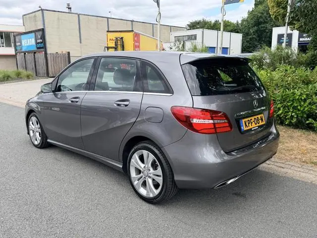 Mercedes-Benz B-klasse 180 Sport 122PK Automaat•Navi•Xenon