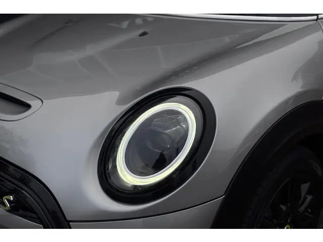 MINI Cooper SE 33 kWh | Camera | Comfort Access | Stoelverwarming | LED
