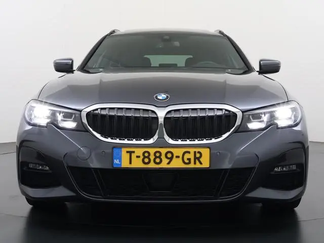 BMW 3-serie Touring 320i Executive M Sport PANORAMADAK | ADAPTIVE CRUISE | BMW DEALER ONDERHOUDEN |...