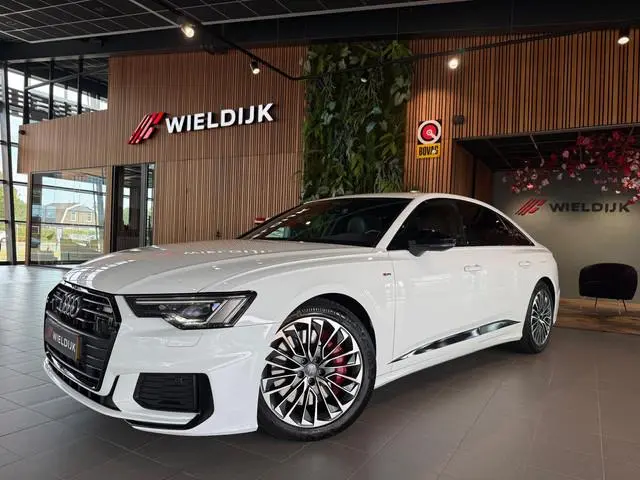 Audi A6 Limousine 55 TFSI e quattro Competition S-Line Optiek pakket zwart